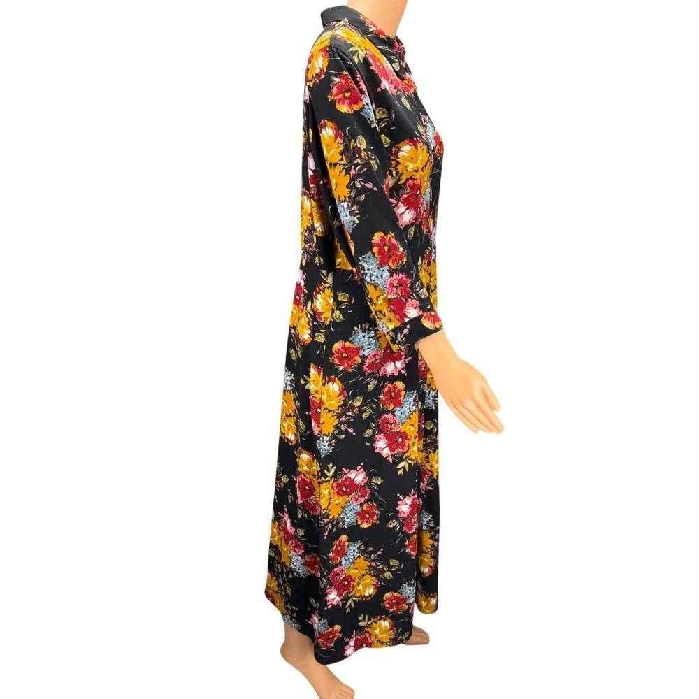 Time and Tru vibrant floral
